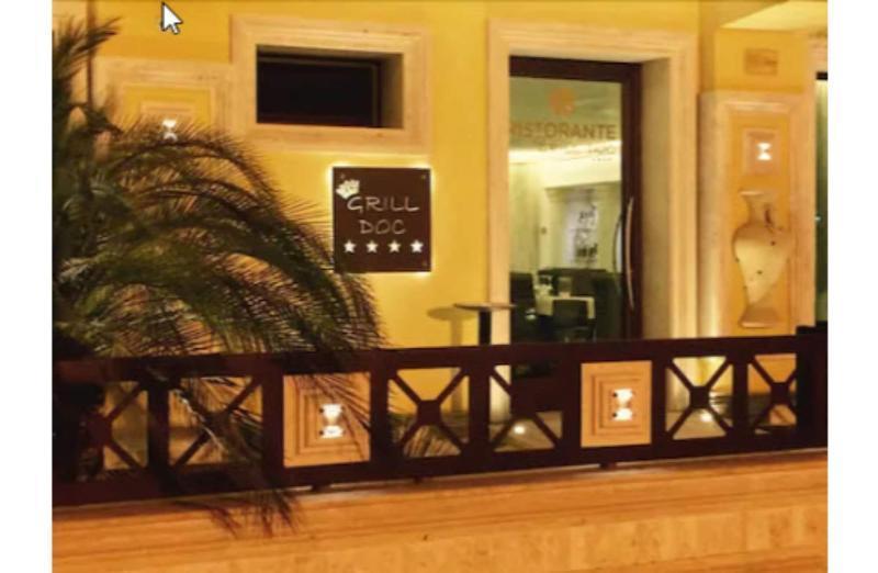 Bhb Hotel Manduria Luaran gambar
