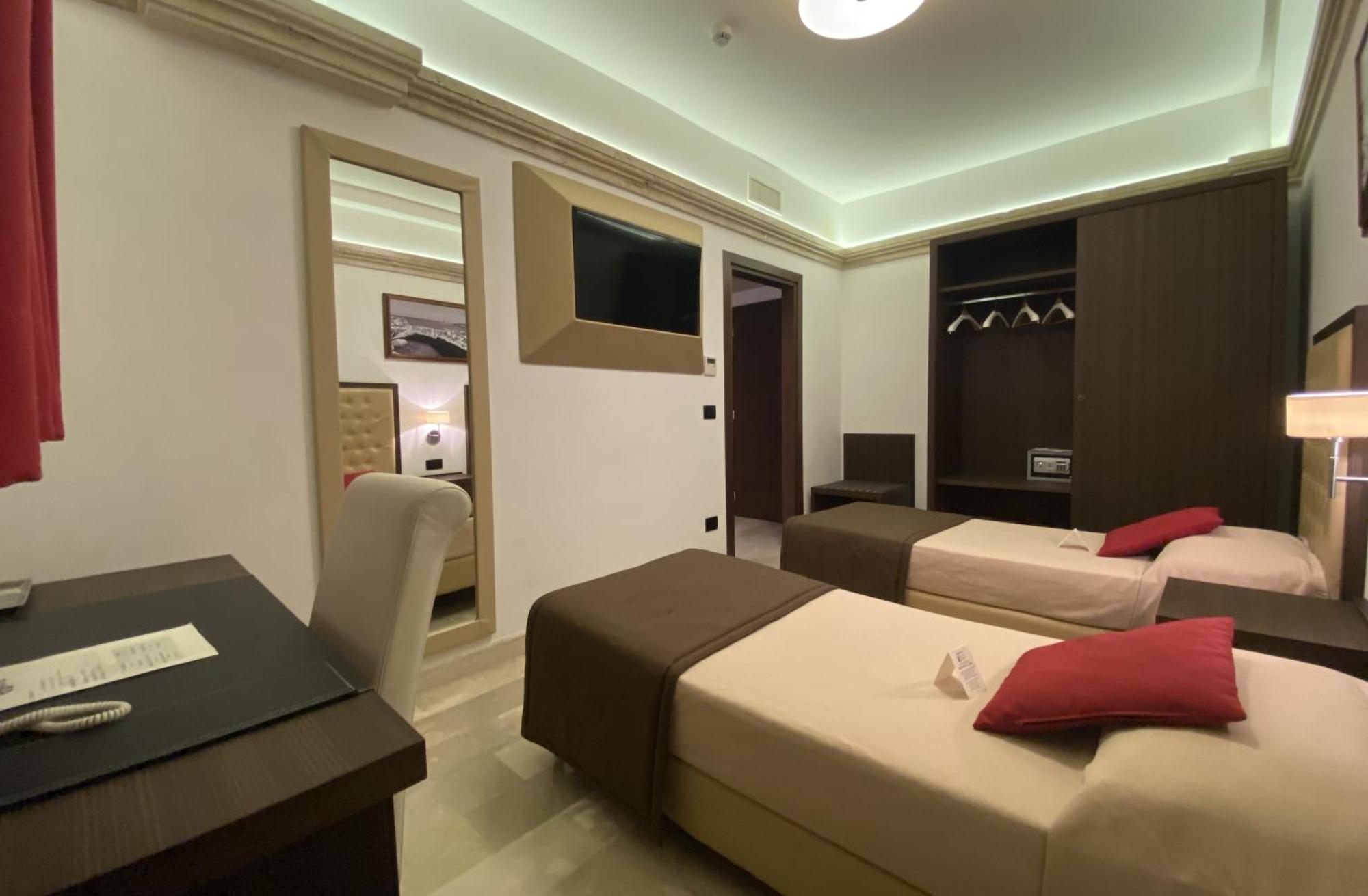 Bhb Hotel Manduria Luaran gambar