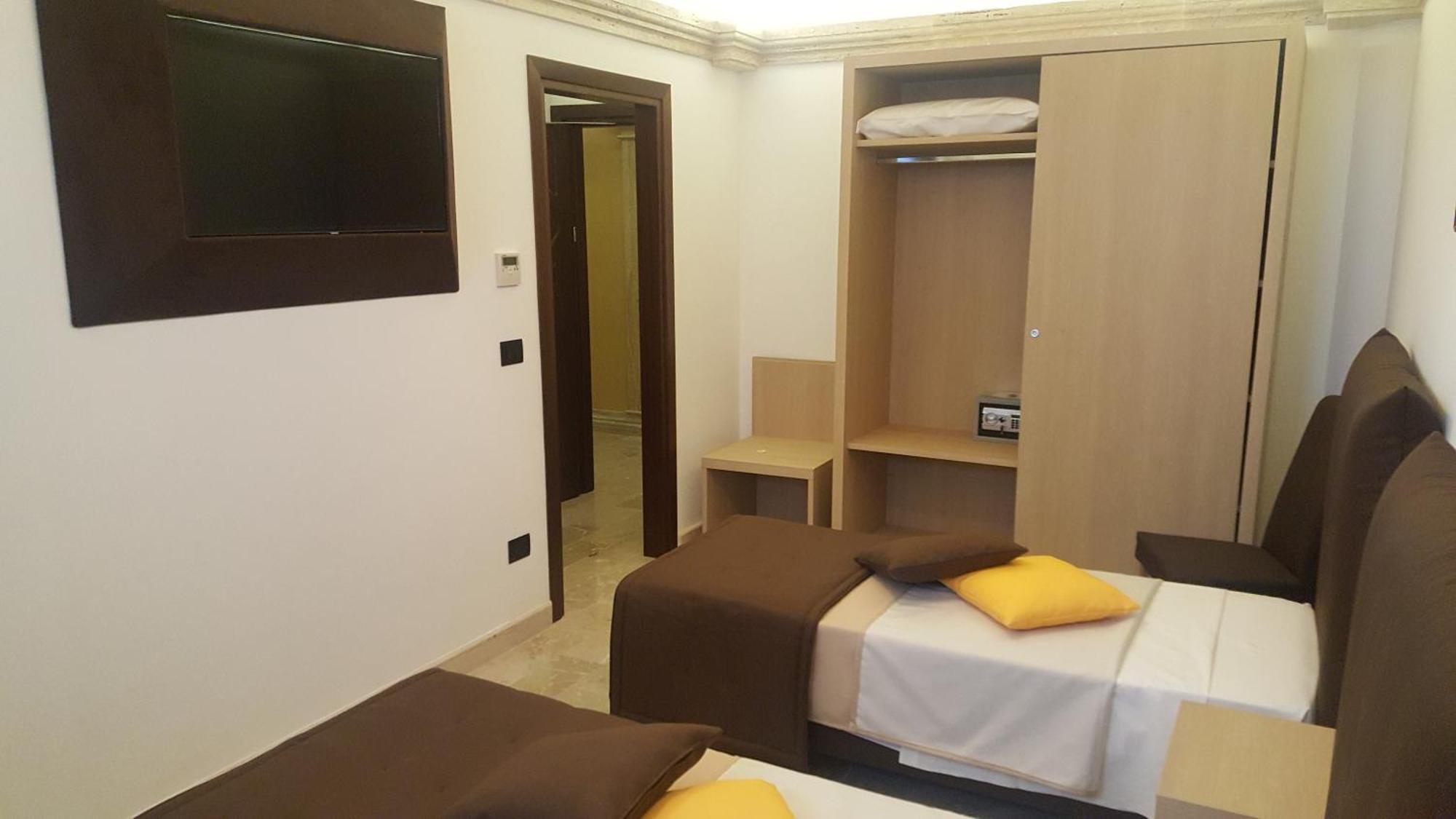 Bhb Hotel Manduria Luaran gambar