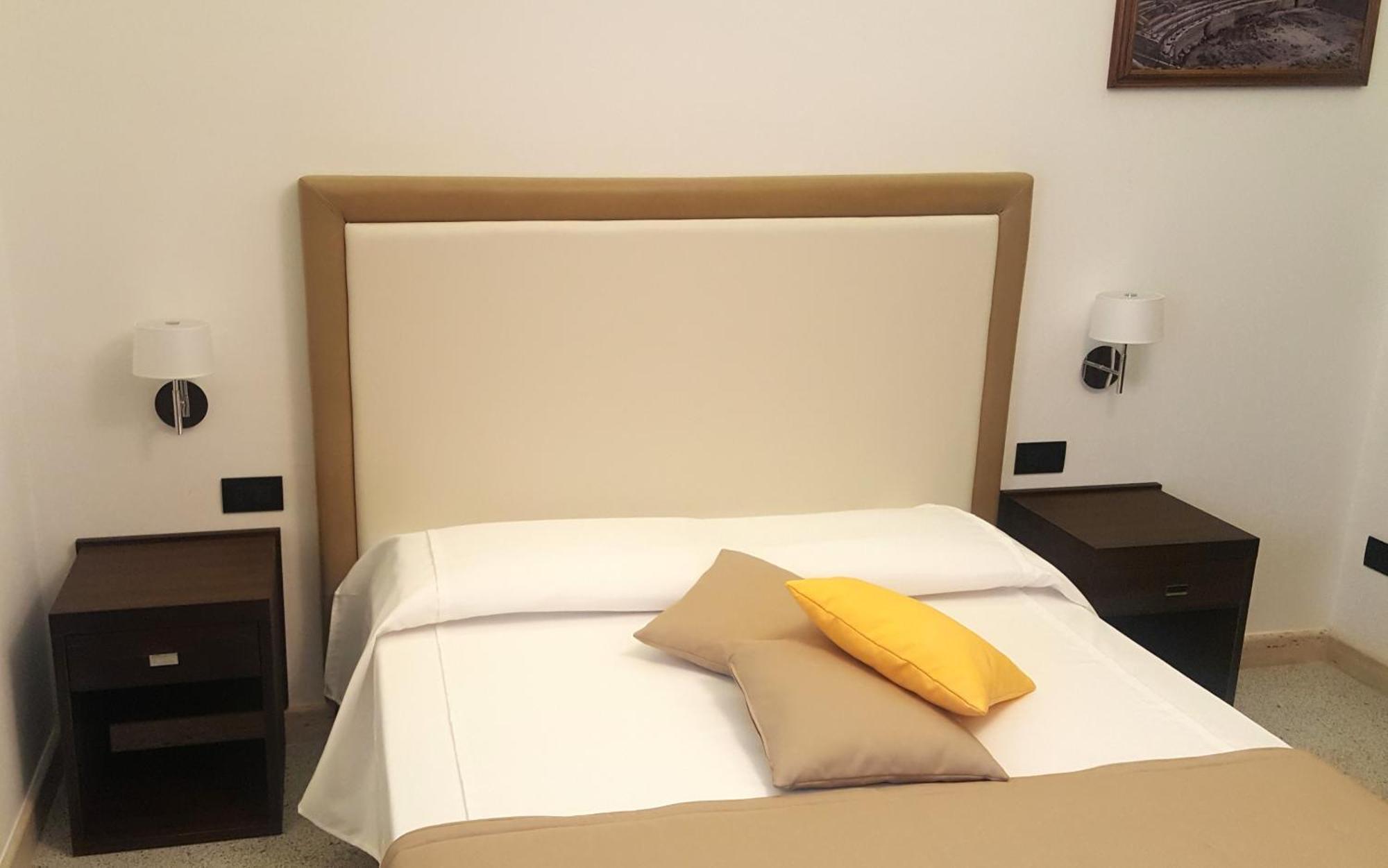 Bhb Hotel Manduria Bilik gambar