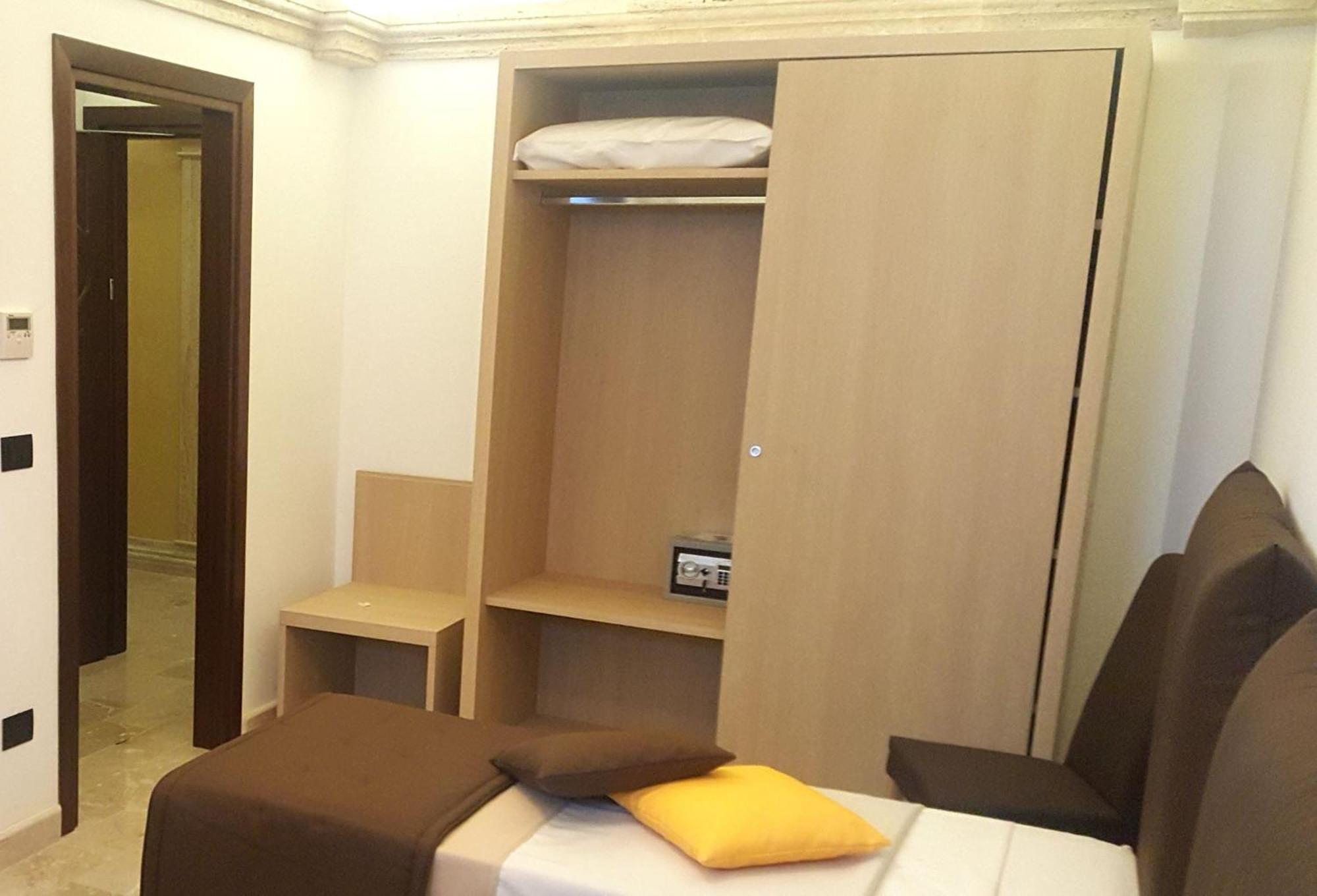 Bhb Hotel Manduria Bilik gambar