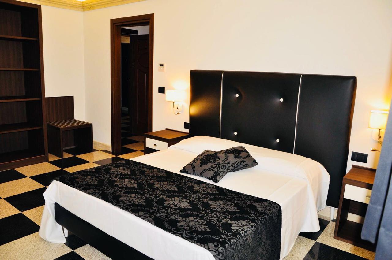 Bhb Hotel Manduria Luaran gambar